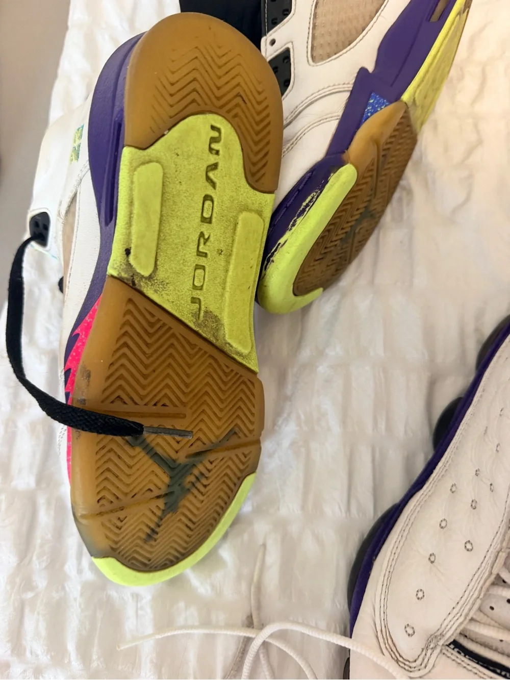 2 Pair Nike Air Jordan Bundle Size 6Y / Women’s 7.5 – Jordan 5 Bel-Air + Jordan